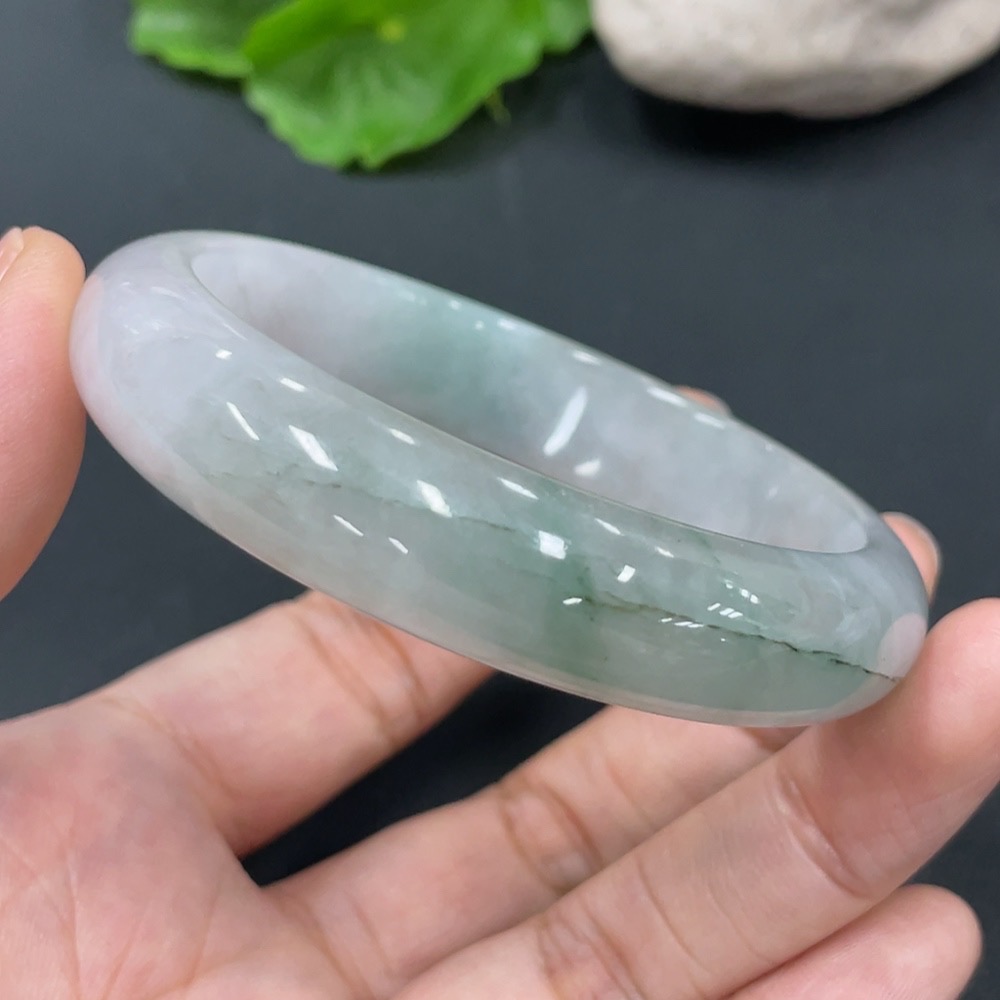 F21353359 Jadeite Round Bracelet Size 53.7 Total Weight 46.421g