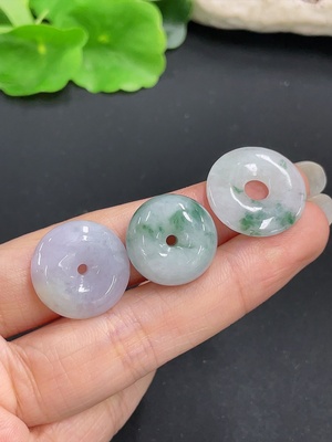 F41950315 翡翠挂件一手走