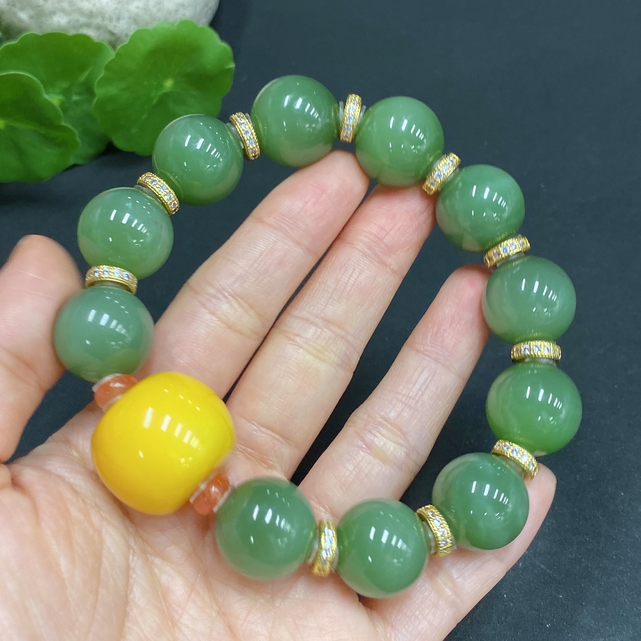 H29405952 Hetian Jade Bracelet Approx.15.8mm Non-gold-inlaid Total Weight Approx.83.6g With Amber and Southern Red Agate