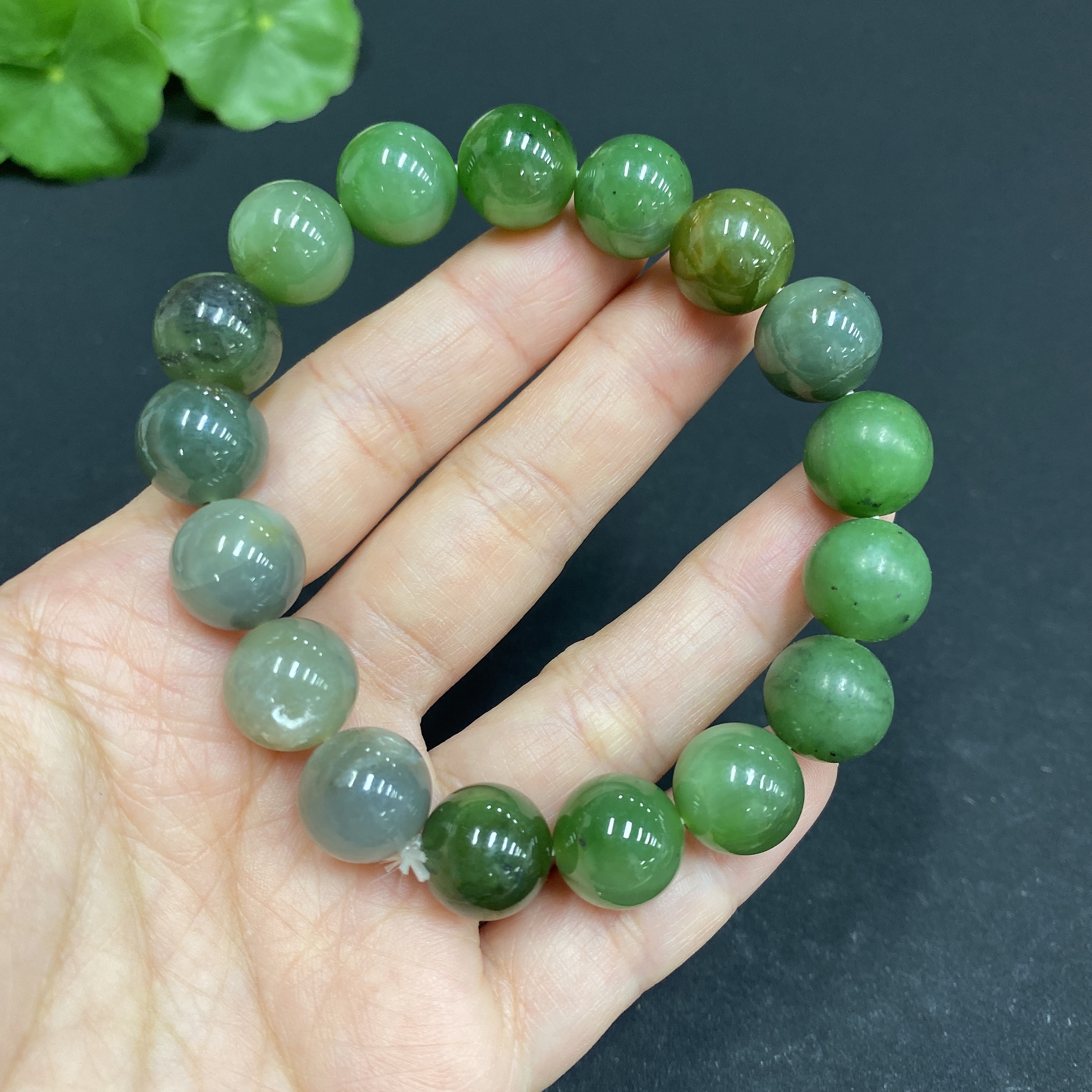 H32814023 Hetian Jade Bracelet, approx. 11.8mm beads, total weight about 45.5g