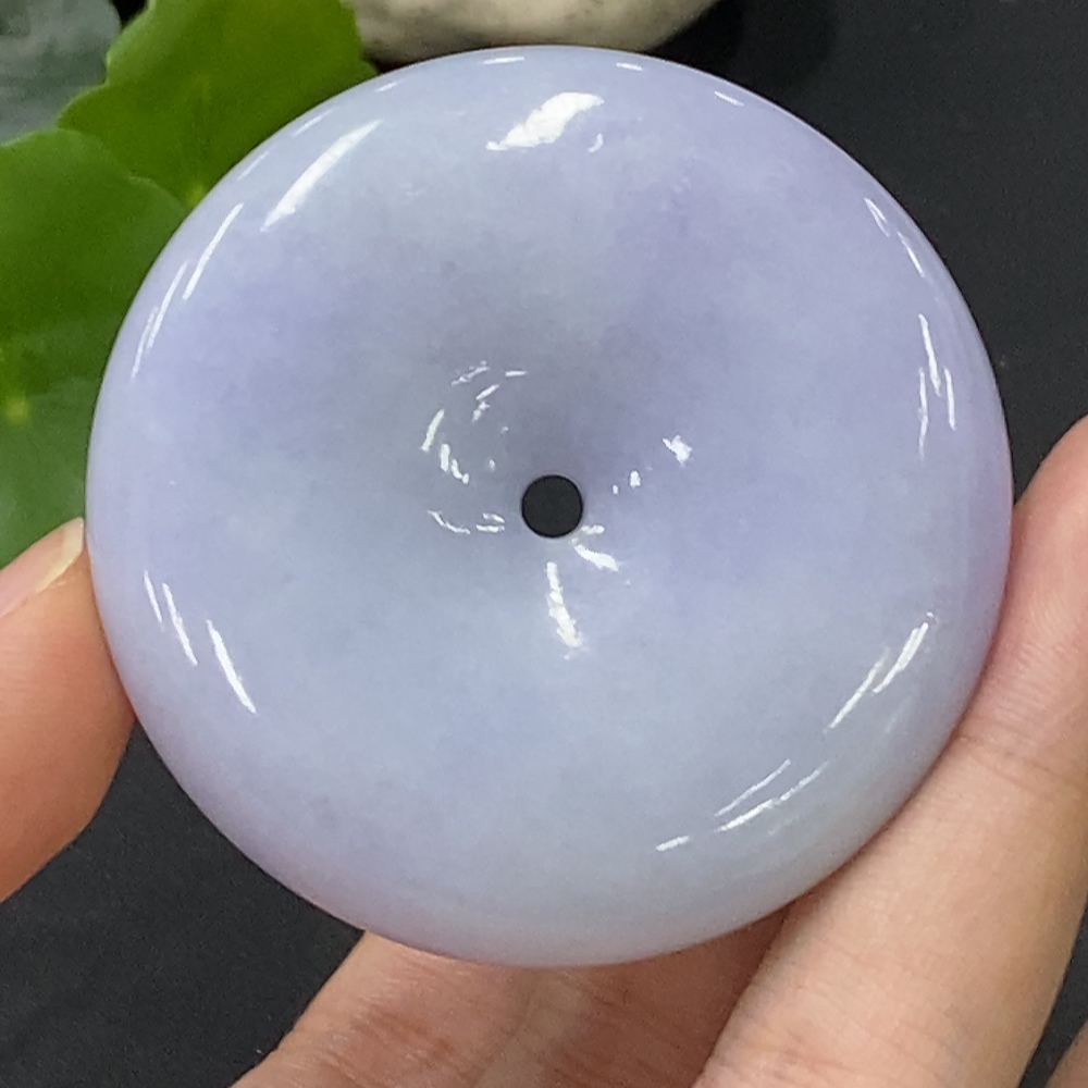 F29323688 Jadeite Peace Knot Pendant, Total Weight Approximately 76.41g