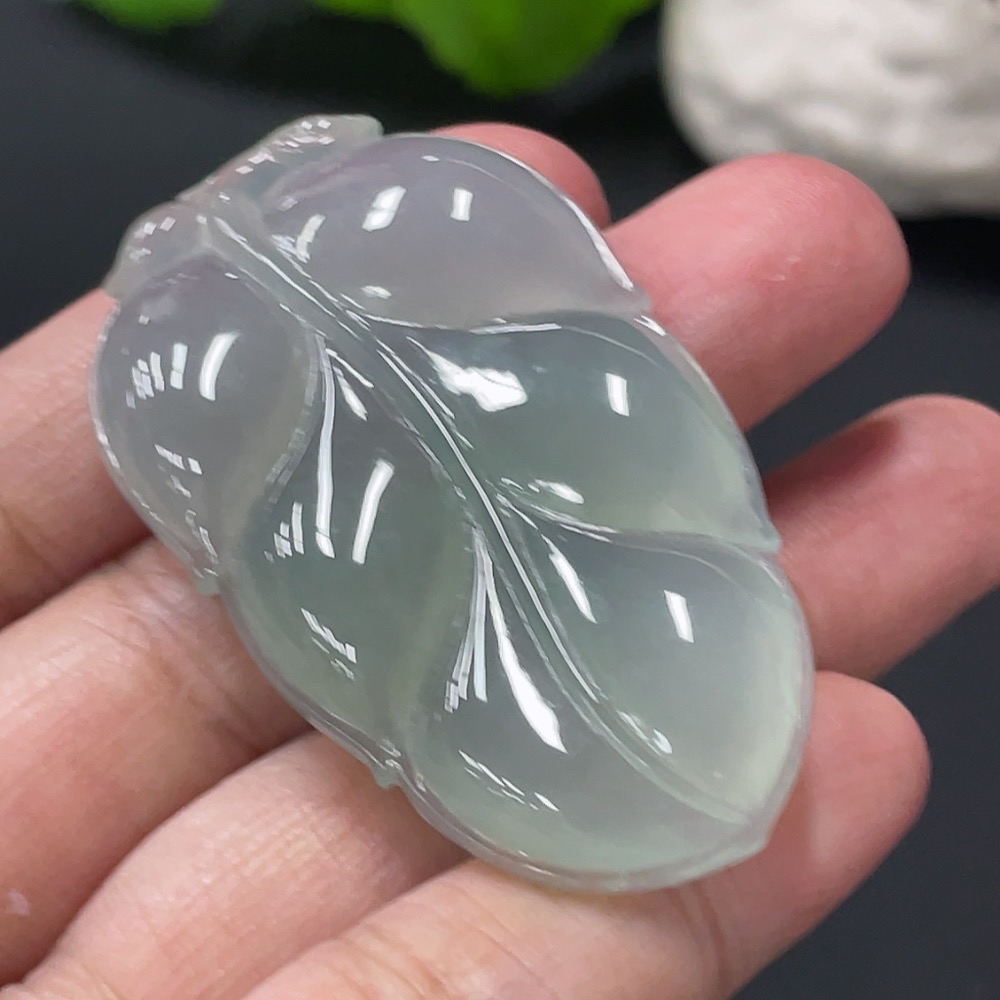 F30557089 Jadeite Leaf Pendant Total Weight Approx. 17.7g