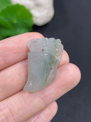 F43163781 翡翠毛货貔貅挂件 货品总重量约5.8克