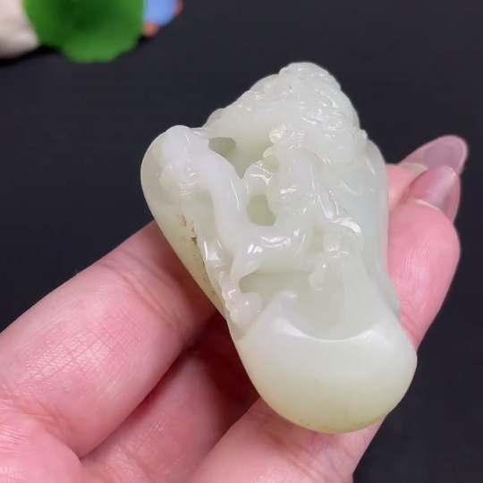 H27062330 Hetian Jade Pendant - Bodhidharma
