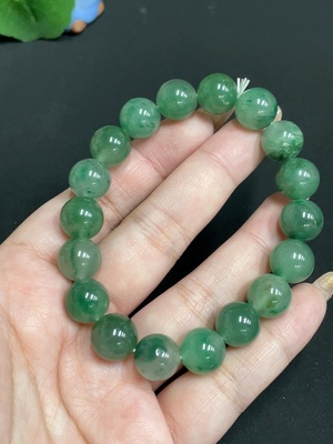 H32738393 African Emerald (Dulong Jade)