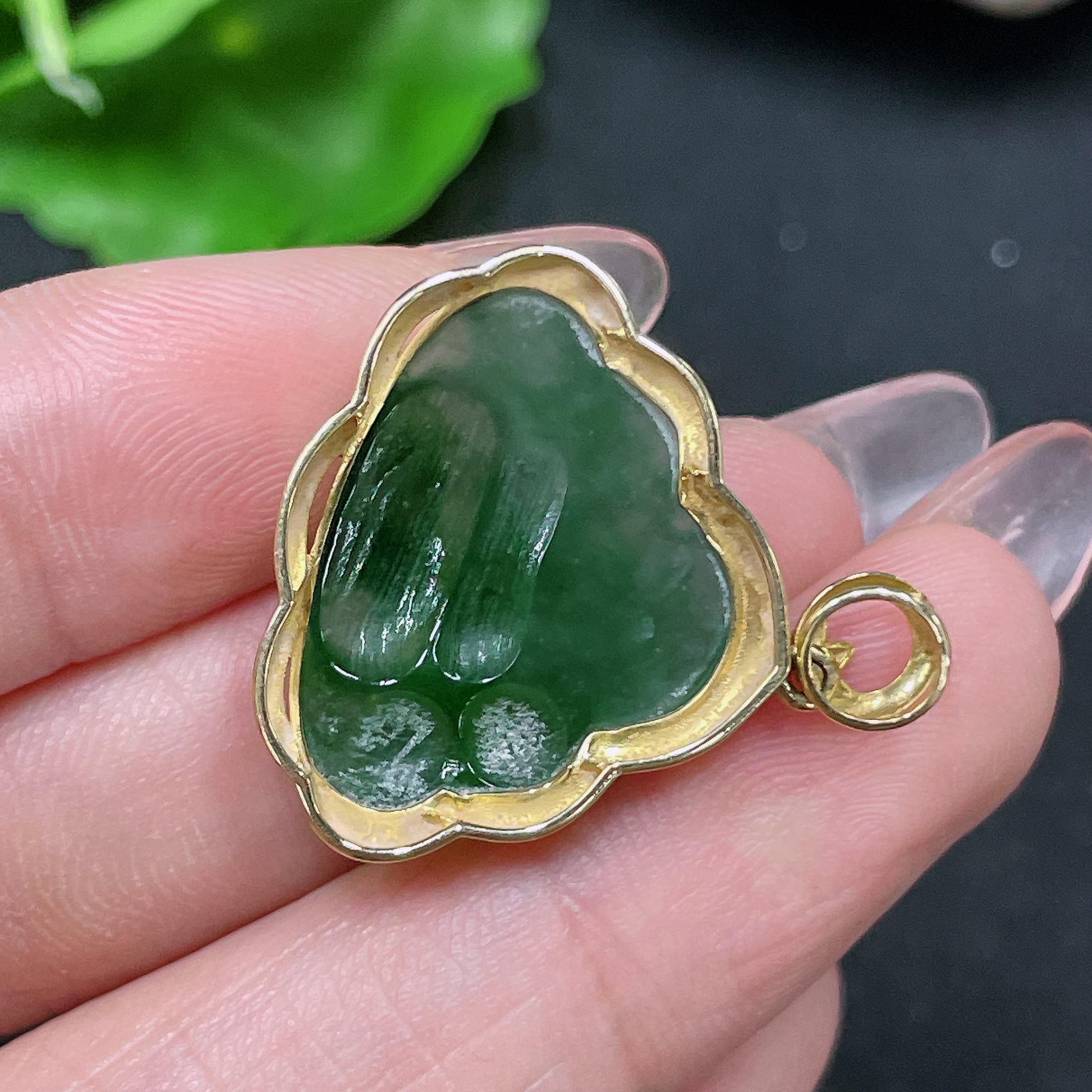 F34021574 Jadeite Buddha Inlaid with 18K Gold, Total Weight Approx. 3.32g