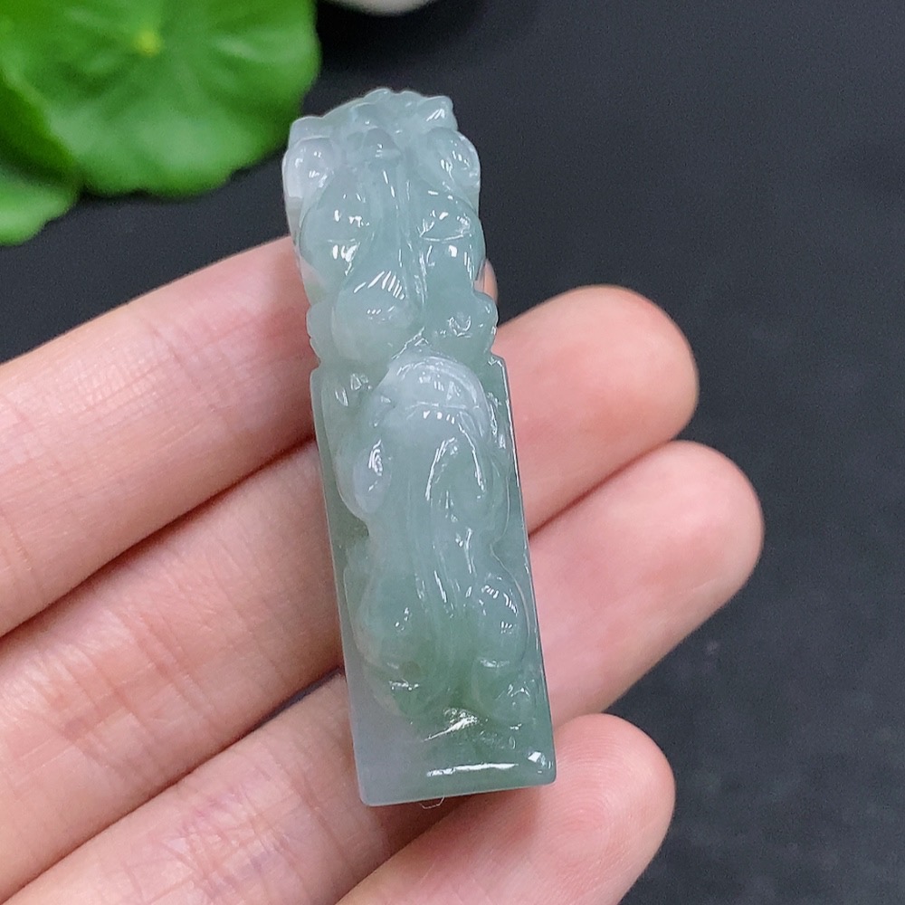 F30457039 Jadeite Pi Xiu Seal, Total Weight Approx. 37g