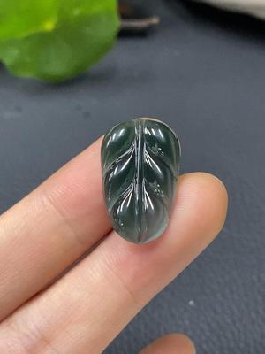 F05617537 Jadeite Leaf Inlay Piece