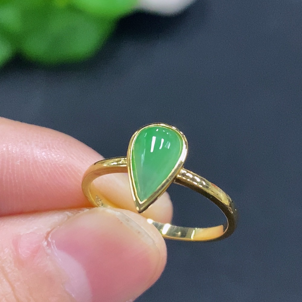 F24798732 Jadeite Inlaid Ring 18K Gold Size 13 Total Weight Approx. 1.8g