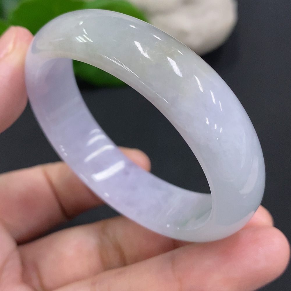 F33857525 Jadeite Concubine Bracelet Size 50/44.6 Total Weight Approx. 39.6g