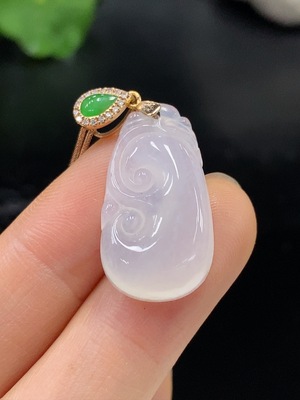 F24791850 Jadeite Ruyi Pendant, 18k Chain, Total Weight Approx. 4.18g