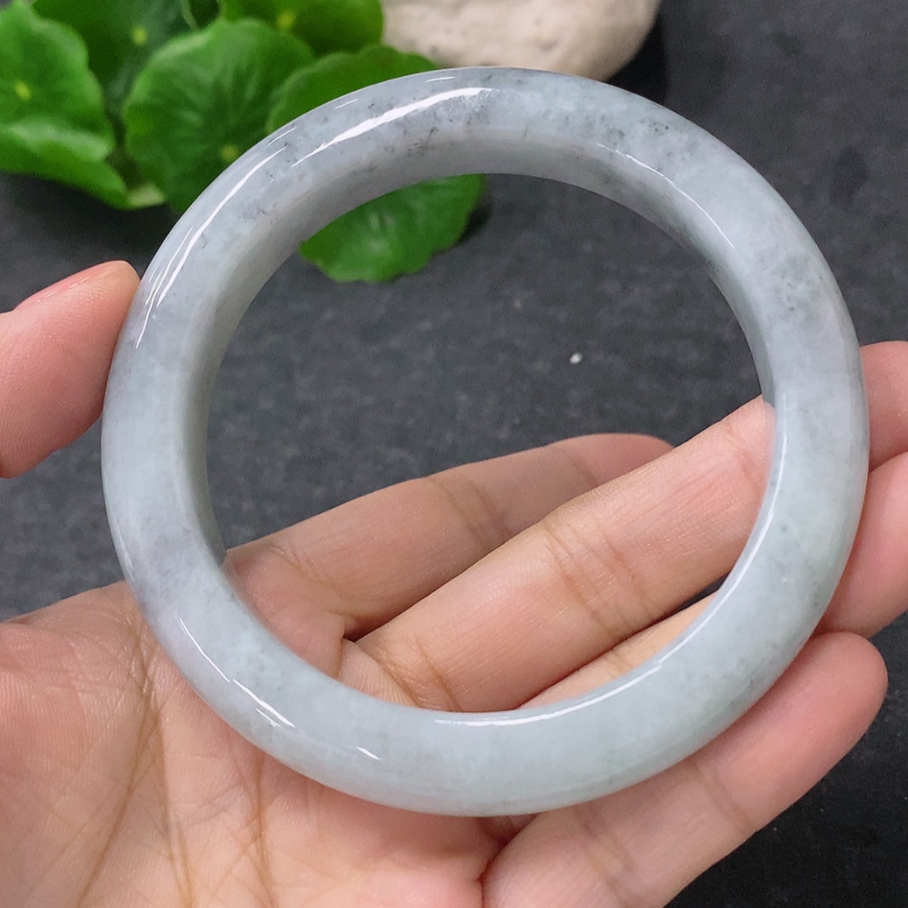 F34998065 Jadeite Round Bangle, Total Weight Approx. 67.4g, Size 57.8