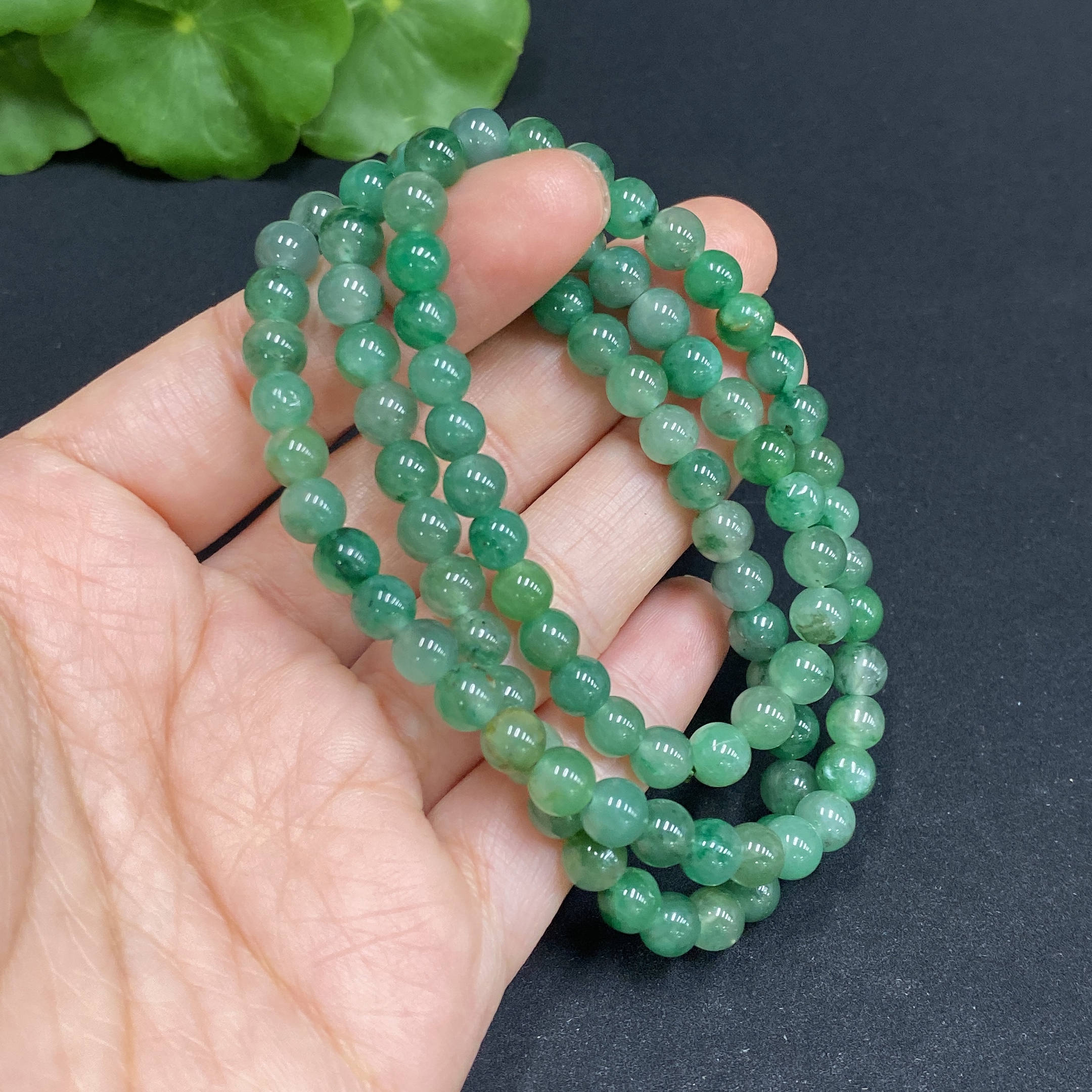 H34986484 African Emerald (Dulong Jade)