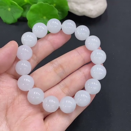 F30552651 Jadeite Bead Necklace Approximately 12.2mm Total Weight About 58g