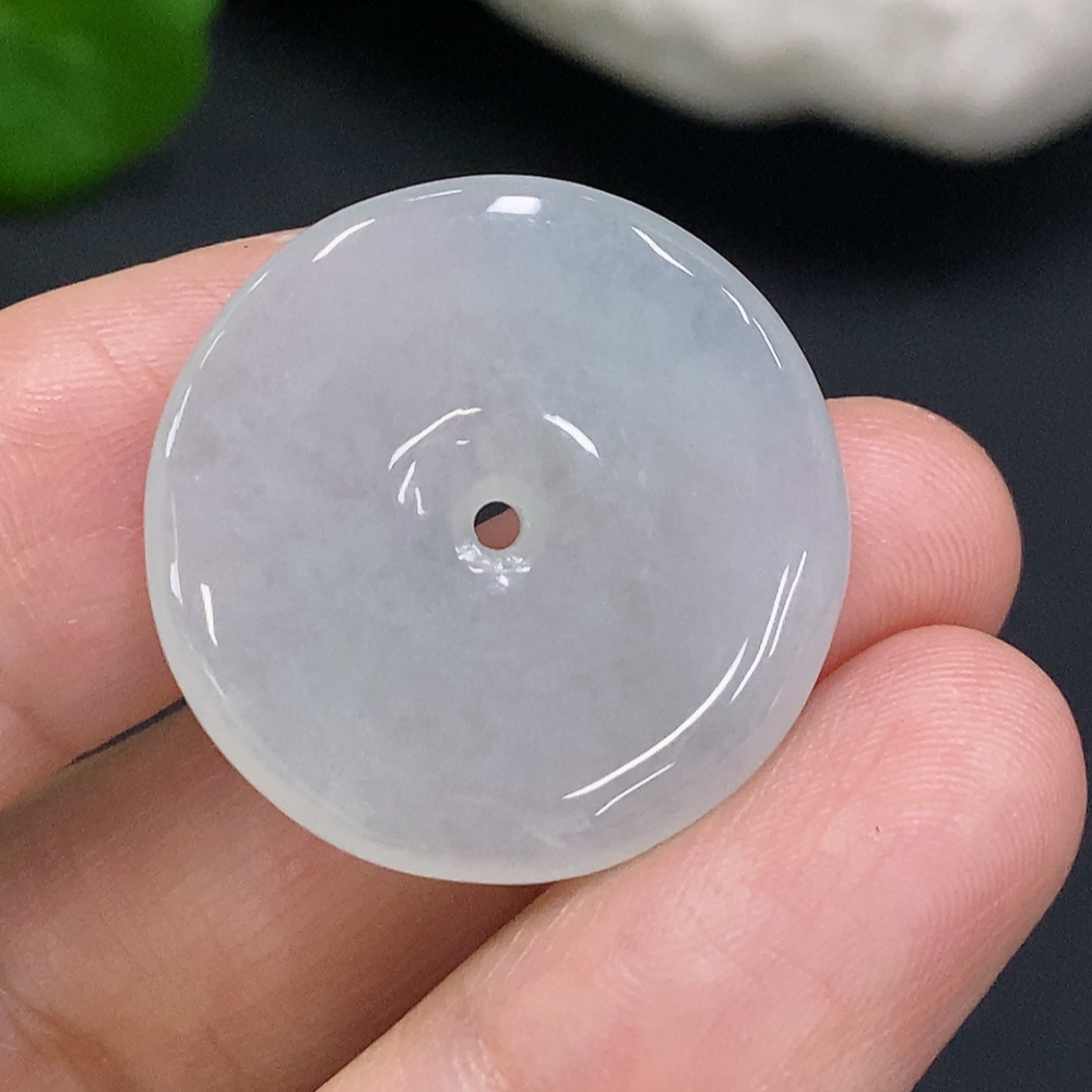 F30452726 JadeitePeace Button