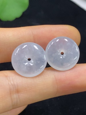 F35134745 Jadeite Peace Knot Pendants Sell as a Lot