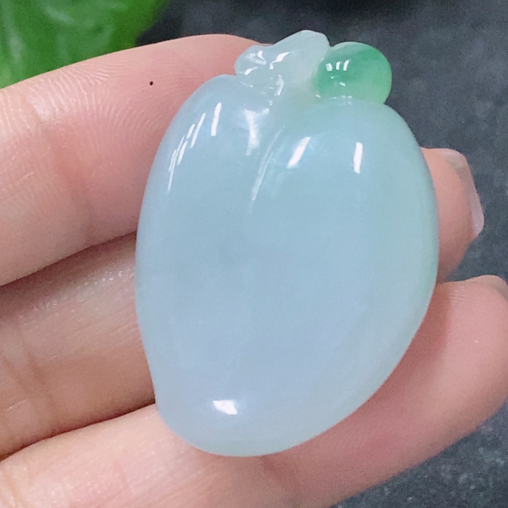 F34998661 Jadeite Pendant Fú Guā, Total Weight Approx. 15.89g