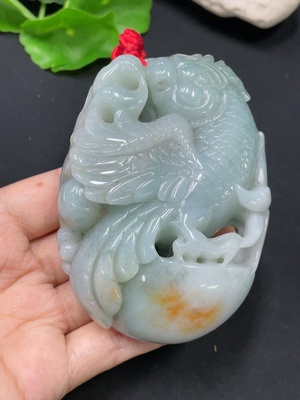 F31651765 翡翠手把件 颜色成因未定 货品总重约273.6g