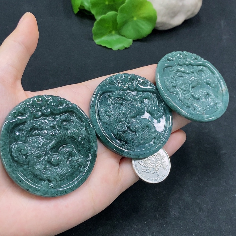 F31684304 Jadeite Pendant