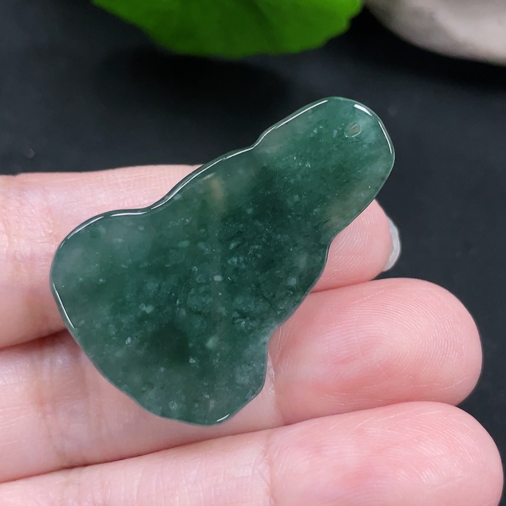 F35129041 Jadeite Guanyin Pendant Total Weight Approx. 9.5g