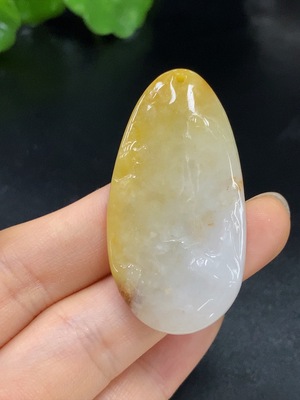 F27066055 Jadeite Pendant Total Weight Approx. 15.99g Yellow Color Origin Undetermined