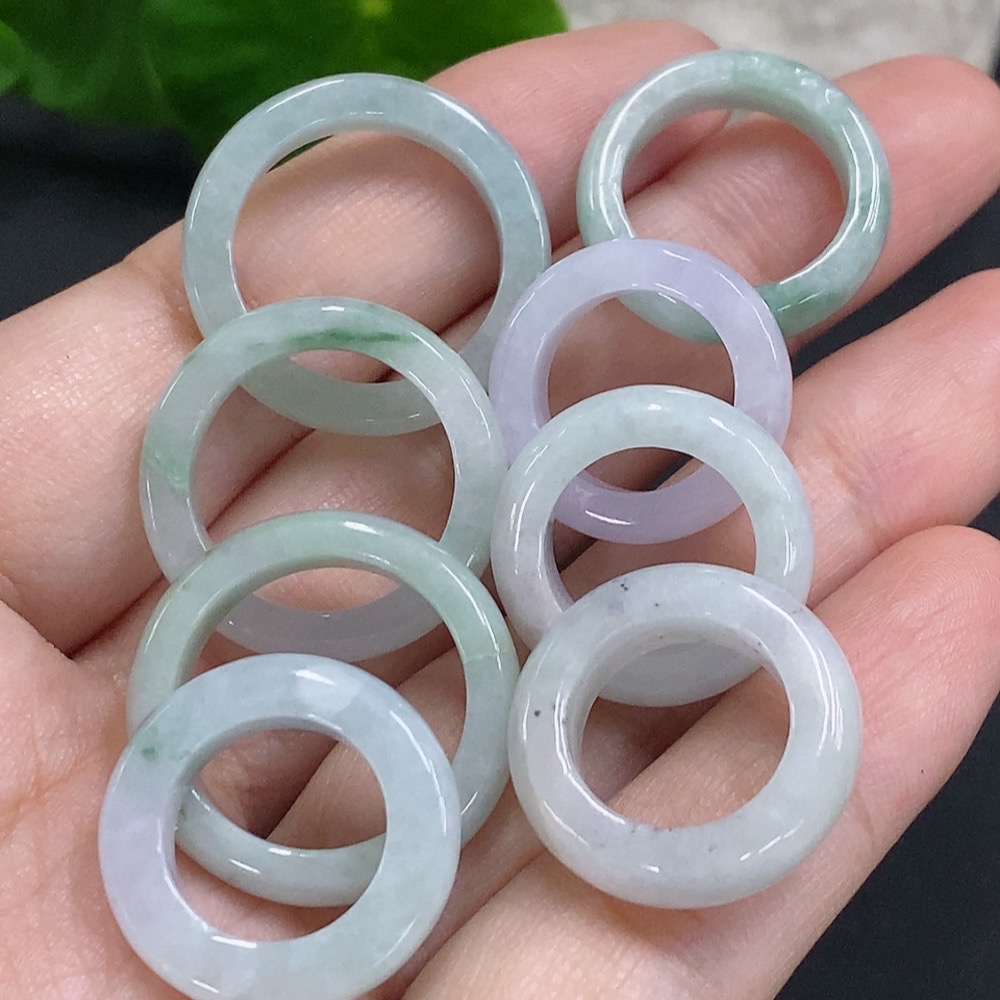 F34962127 Jadeite Pendants Sell as a Lot