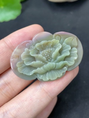 H42956871 盐源玛瑙挂件 花开富贵  货品总重约15.2g