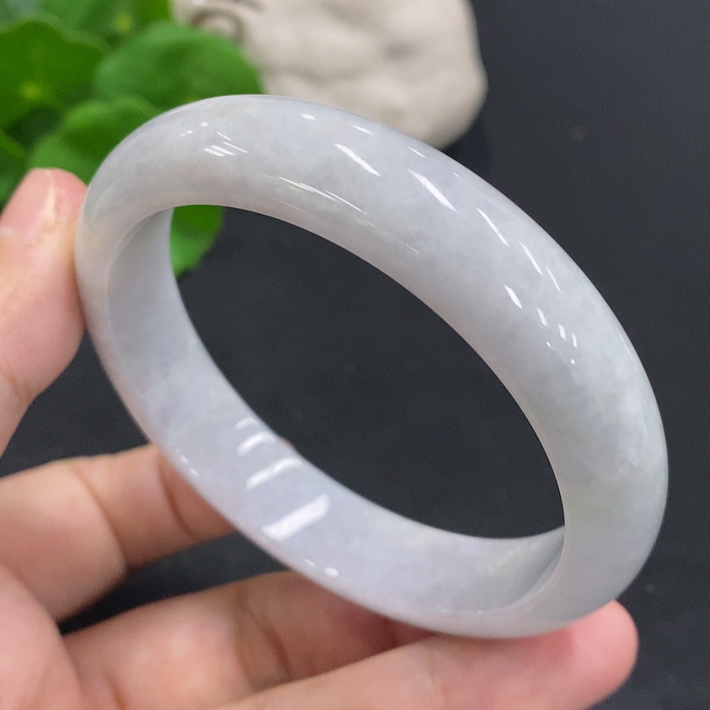 F30569763 Jadeite Round Bangle, Size 56.2, Total Weight Approximately 49.4g
