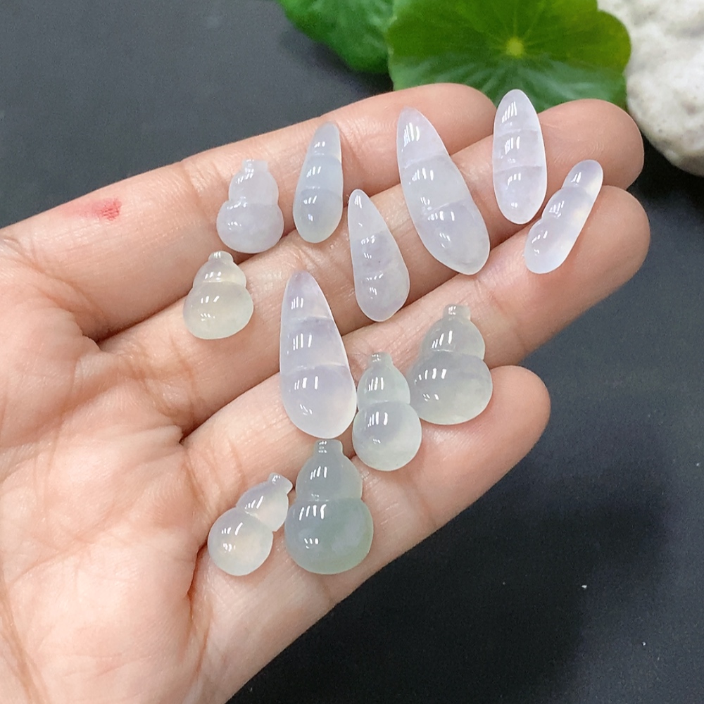 F17943571 Jadeite Inlay Piece