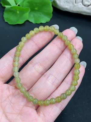 F42970058 翡翠手串 货品总重约8.15g  卡4.9mm左右