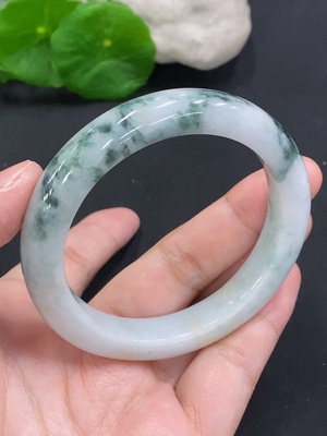 F33882947 Jadeite Round Bangle Size 55 Total Weight Approx. 56.2g (With Colored Polishing Powder) (Containing Other Mineral Components)