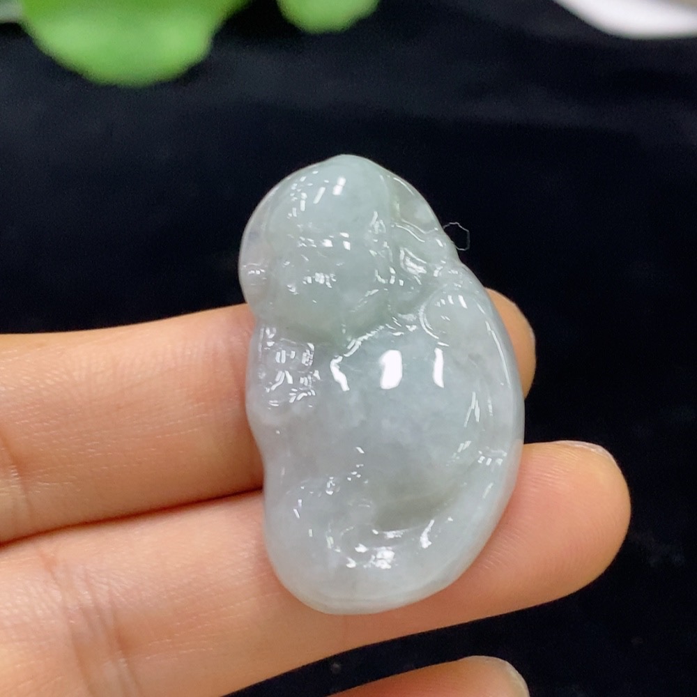 F33860357 Jadeite Pendants Sell as a Lot