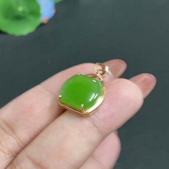 H34010558 Hetian Jade Inlaid Pendant, Plain Pendant, 18k, Total Weight Approx. 2.1g