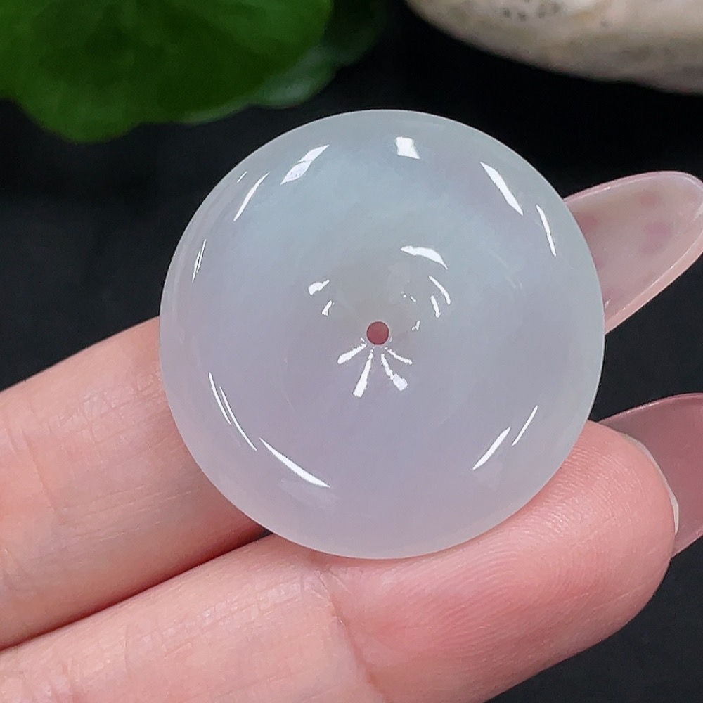 F34031907 Jadeite Peace Knot Pendant Total Weight Approx. 8.09g