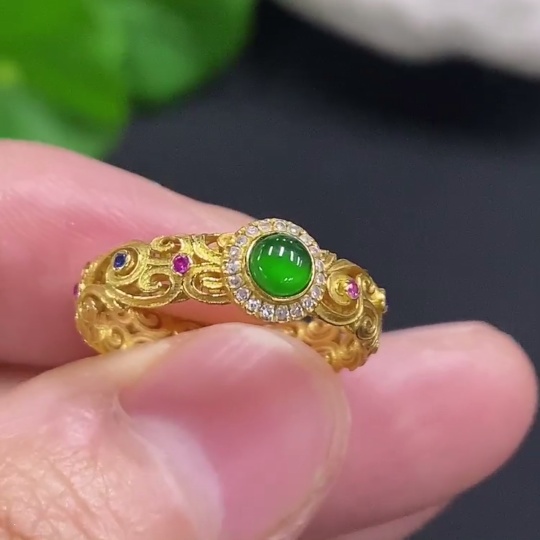 F30542577 Jadeite Cabochon Inlaid Ring 18K Gold Size 10 Total Weight Approx. 1.7g