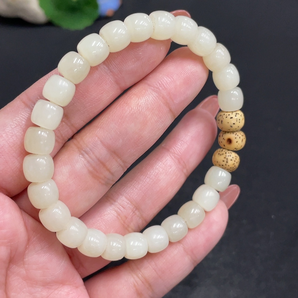 H34054057 Hetian Jade Bracelet Approx. 7.5mm Total Weight About 22.1g