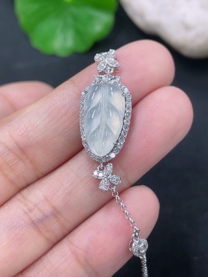 F46551089 翡翠镶嵌叶子手链 18k 配镶钻石 货品总约重4g