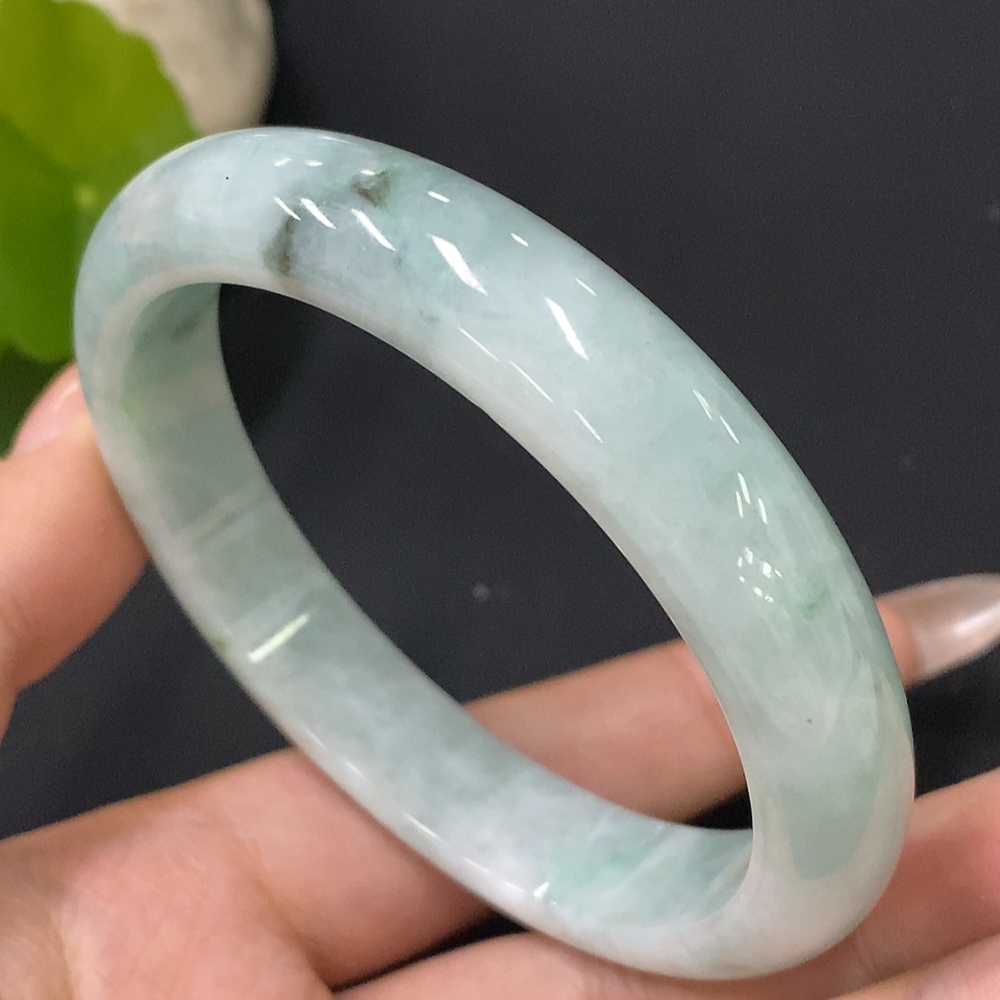 F30454931 Jadeite Regular Bangle