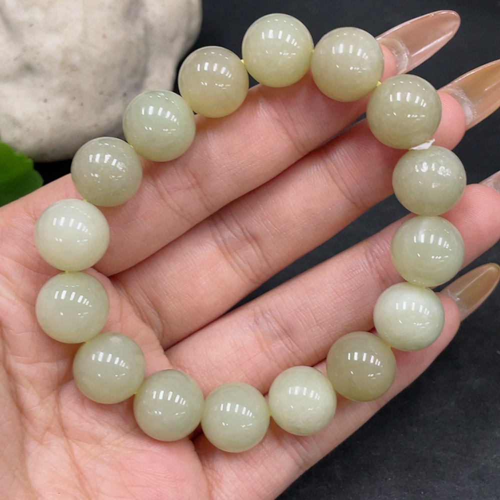 H32726383 Hetian Jade Bracelet, approx. 11.8mm beads, total weight approx. 43.8g