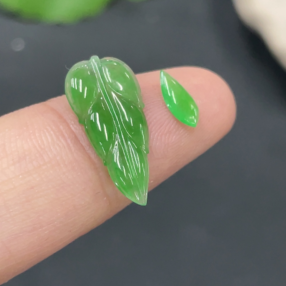 F19158464 Jadeite Inlaid Pieces Sell as a Lot