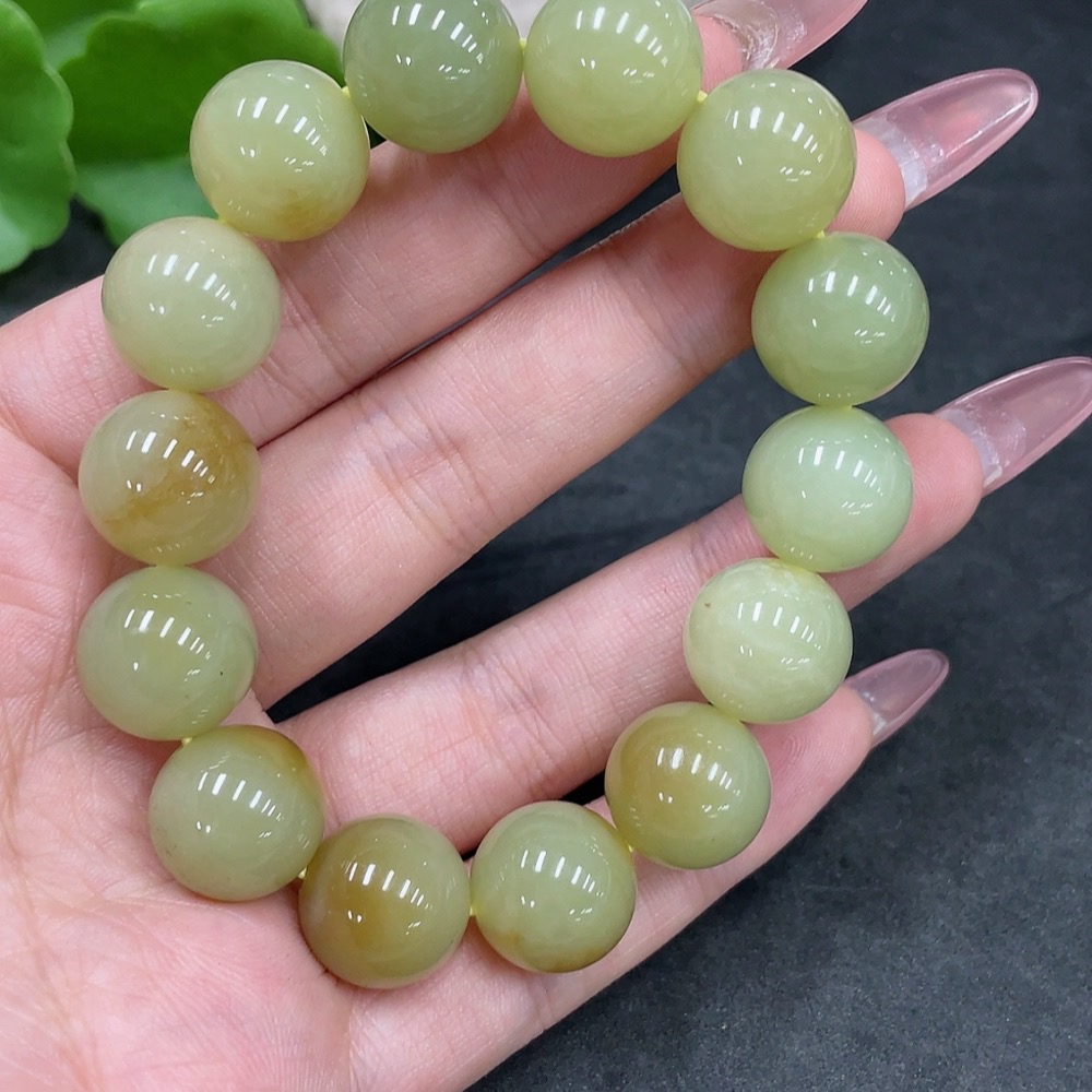 H33944796 Hetian Jade Bracelet, approx. 13.4mm, total weight approx. 57.2g