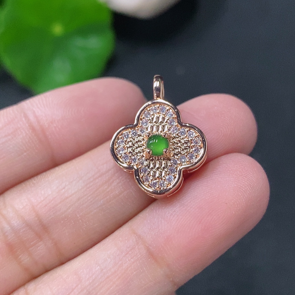 F33886390 Jadeite Inlaid Pendant Non-Gold Total Weight Approx. 1.85g