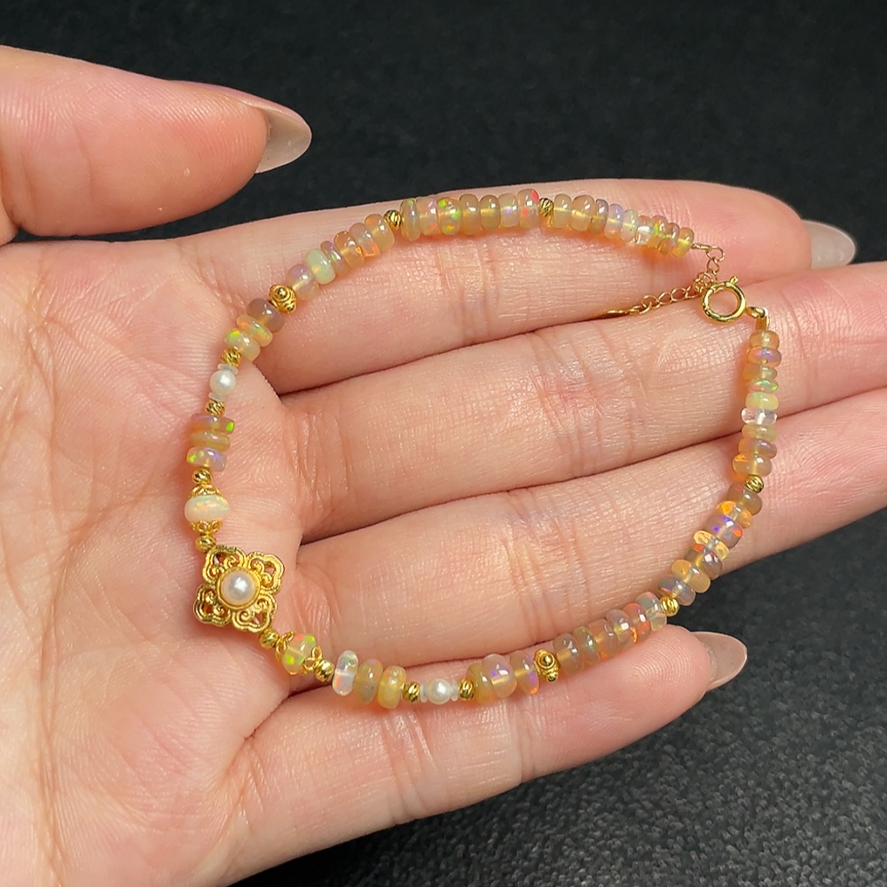 C33870698 Opal Bracelet Suspected Gold-Plated (Marked in Red) 18K Gold for the Rest Total Weight Approx. 2.64g Stone Size Around 4mm