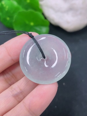 F46551516 翡翠挂件平安扣 货品总约重7.57g
