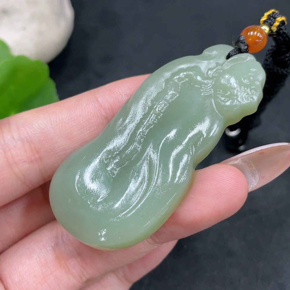 H32725585 Hetian Jade Pendant Lotus with Non-Hetian Jade Beads Total Weight Approx. 24.8g (Including Cord)