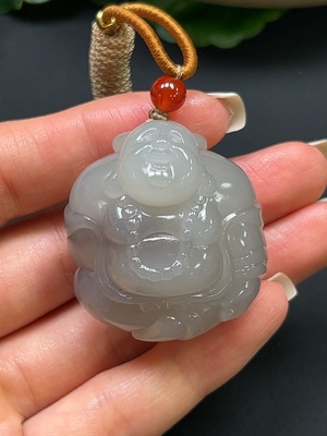 H46529361 和田玉佛公挂件 总重约47.54g 含绳