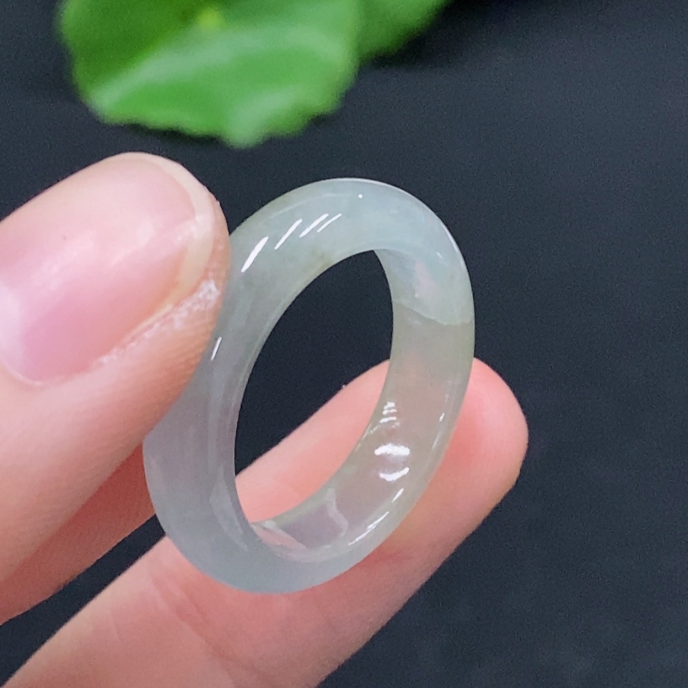 F32695908 Jadeite Ring Size 18 with Crack Total Weight Approx. 3.46g