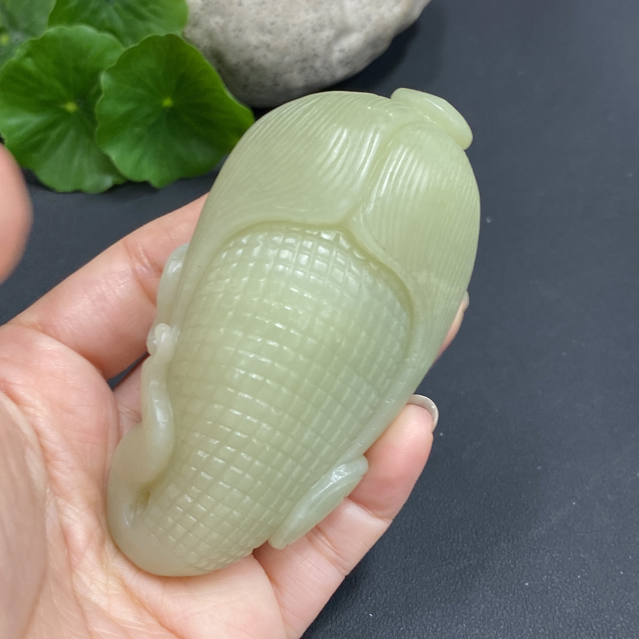 H17911026 Hetian Jade Handheld Piece, Many Children Many Blessings, Total Weight Approx. 150.5g