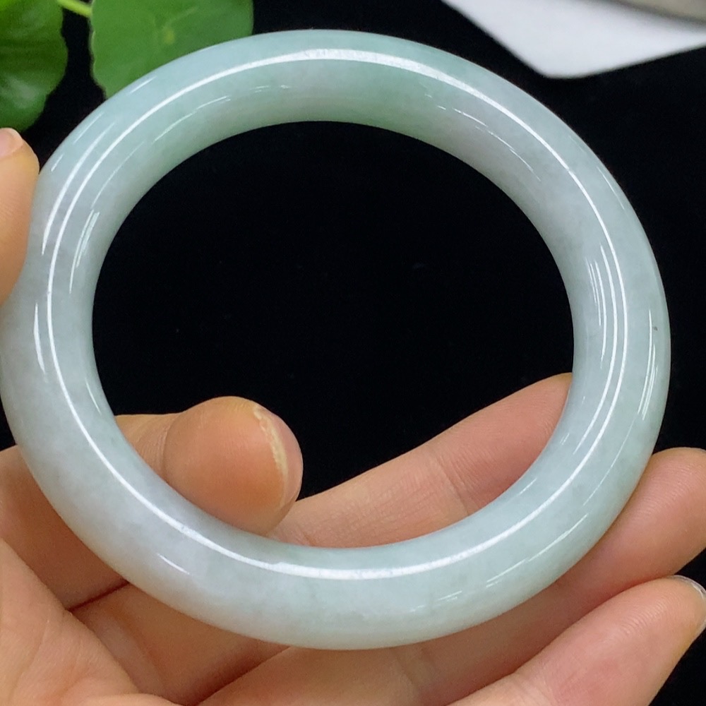 F35095150 Jadeite Round Bangle Size 56.8 Total Weight Approx. 68.04g