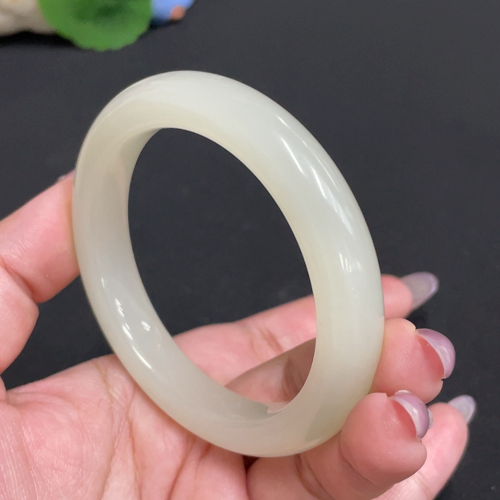 H33901110 Hetian Jade Round Bracelet Size 56.8 Total Weight Approx. 55.2g